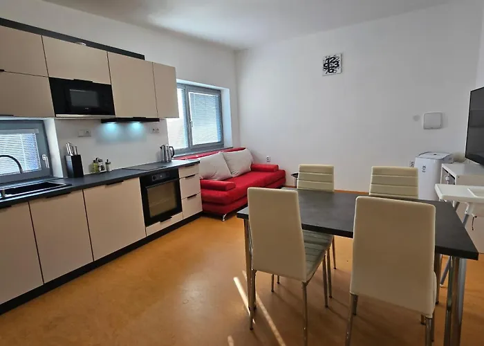 Wow Eu - Cozy And Practical Apartment Nebovidy